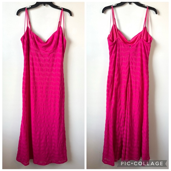 Bardot Adoni Zigzag Midi Dress Magenta Pink 12 - Picture 3 of 8